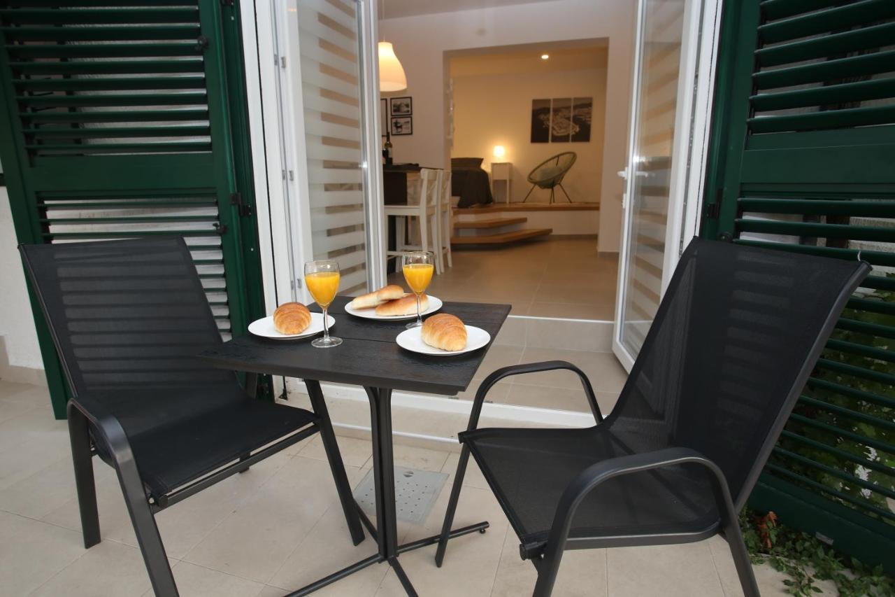 Apartmani Tri Bunje Tribalj Exterior foto