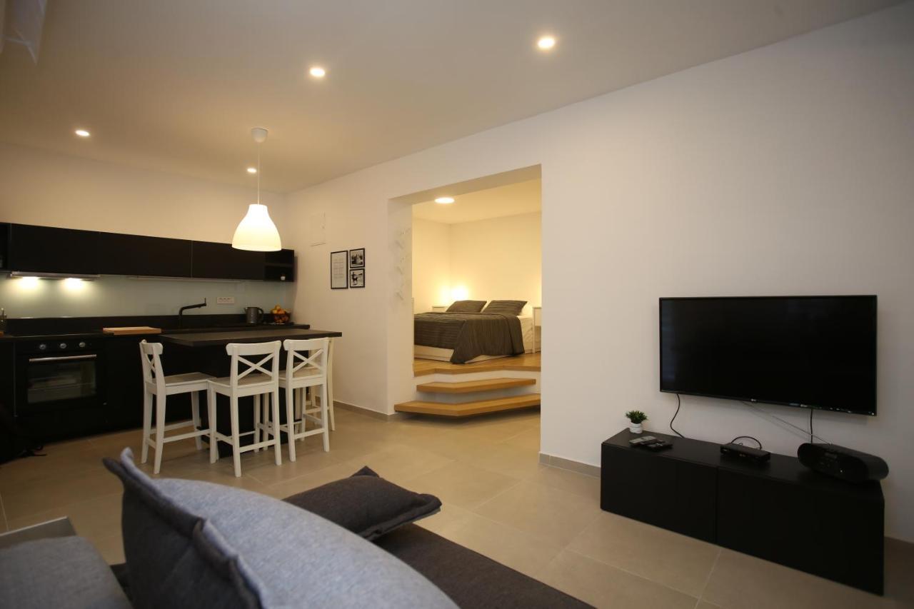Apartmani Tri Bunje Tribalj Exterior foto