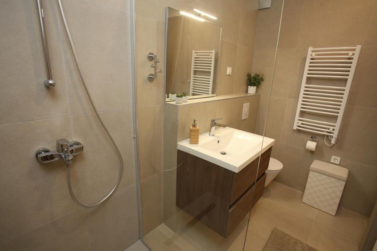 Apartmani Tri Bunje Tribalj Exterior foto