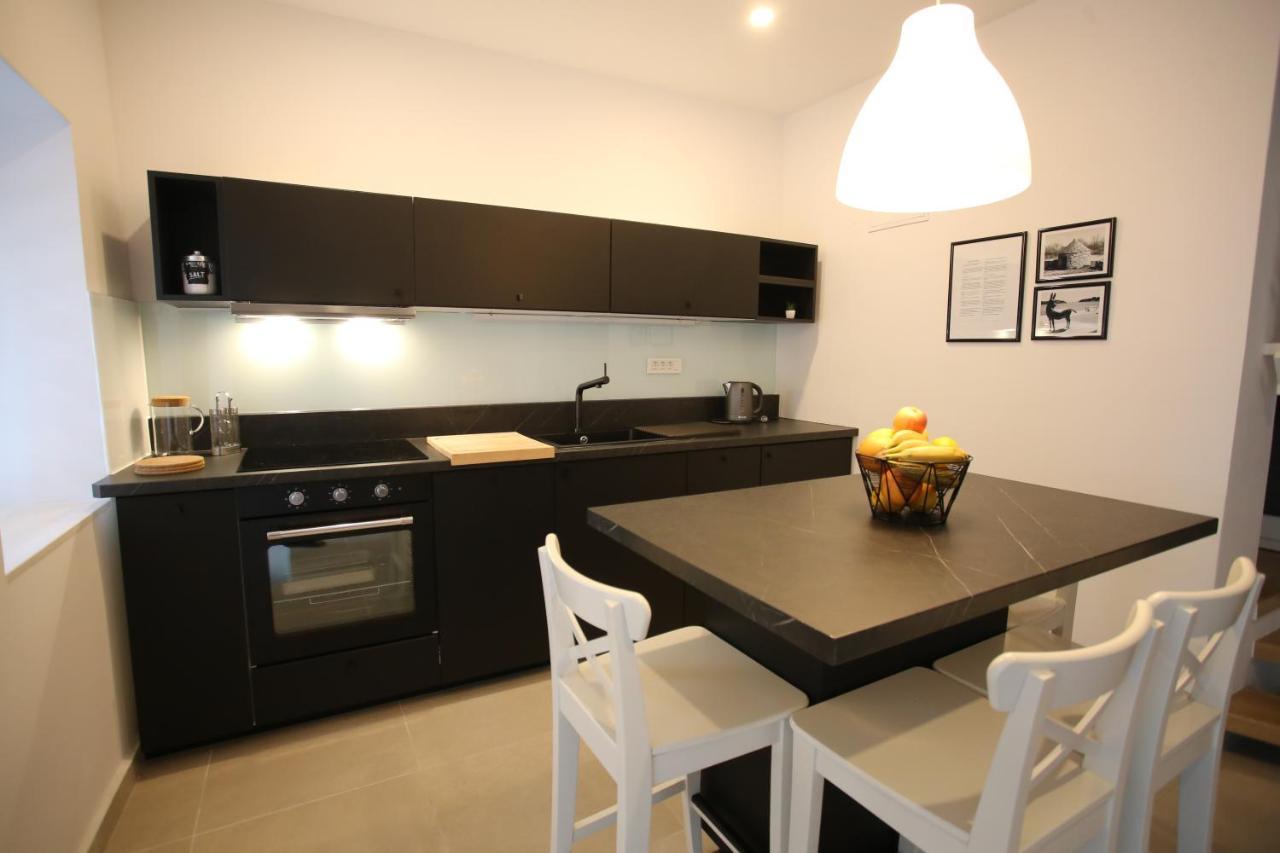 Apartmani Tri Bunje Tribalj Exterior foto