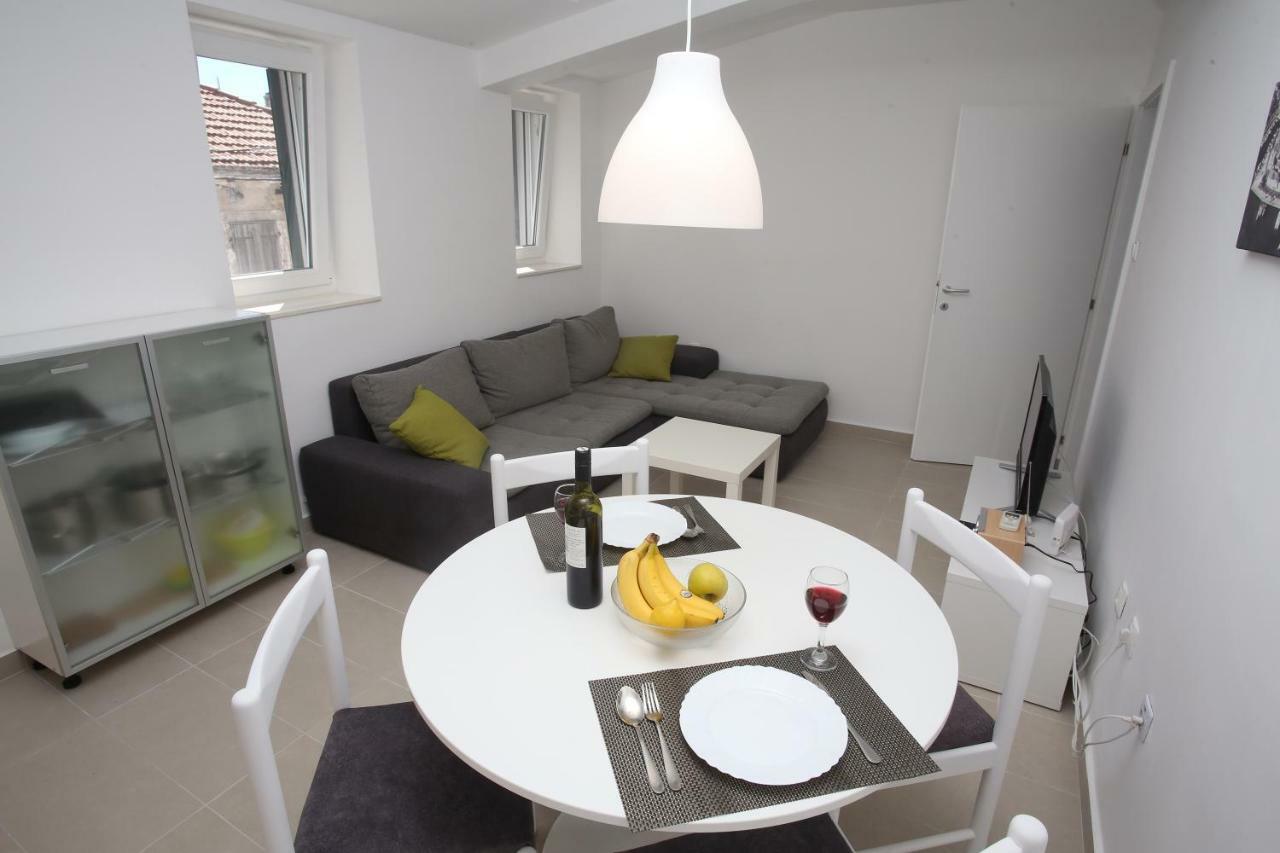 Apartmani Tri Bunje Tribalj Exterior foto