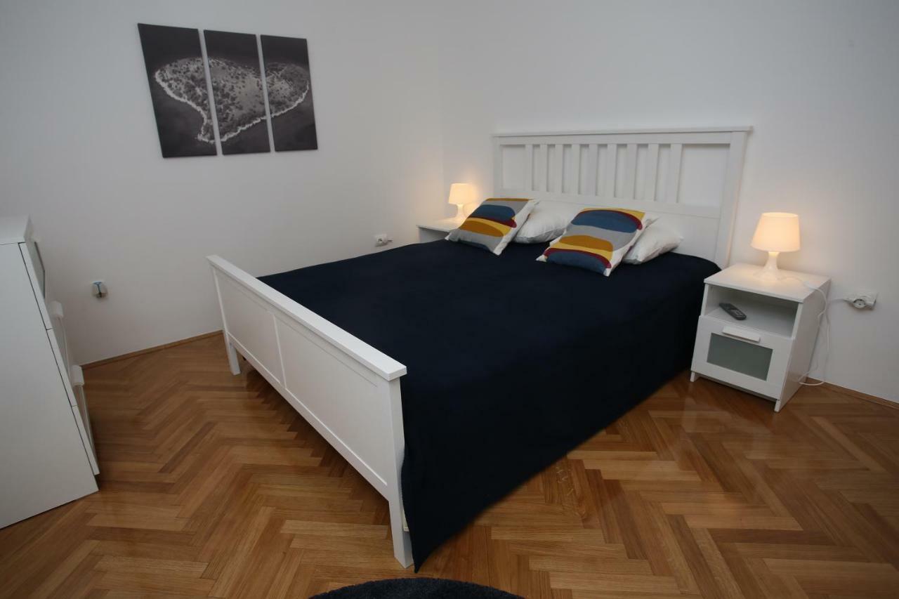 Apartmani Tri Bunje Tribalj Exterior foto
