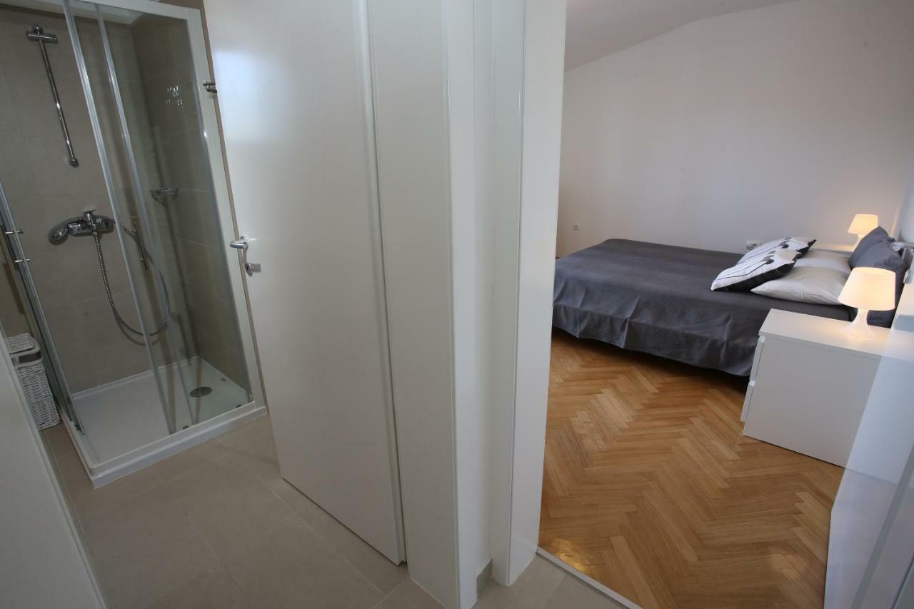 Apartmani Tri Bunje Tribalj Exterior foto