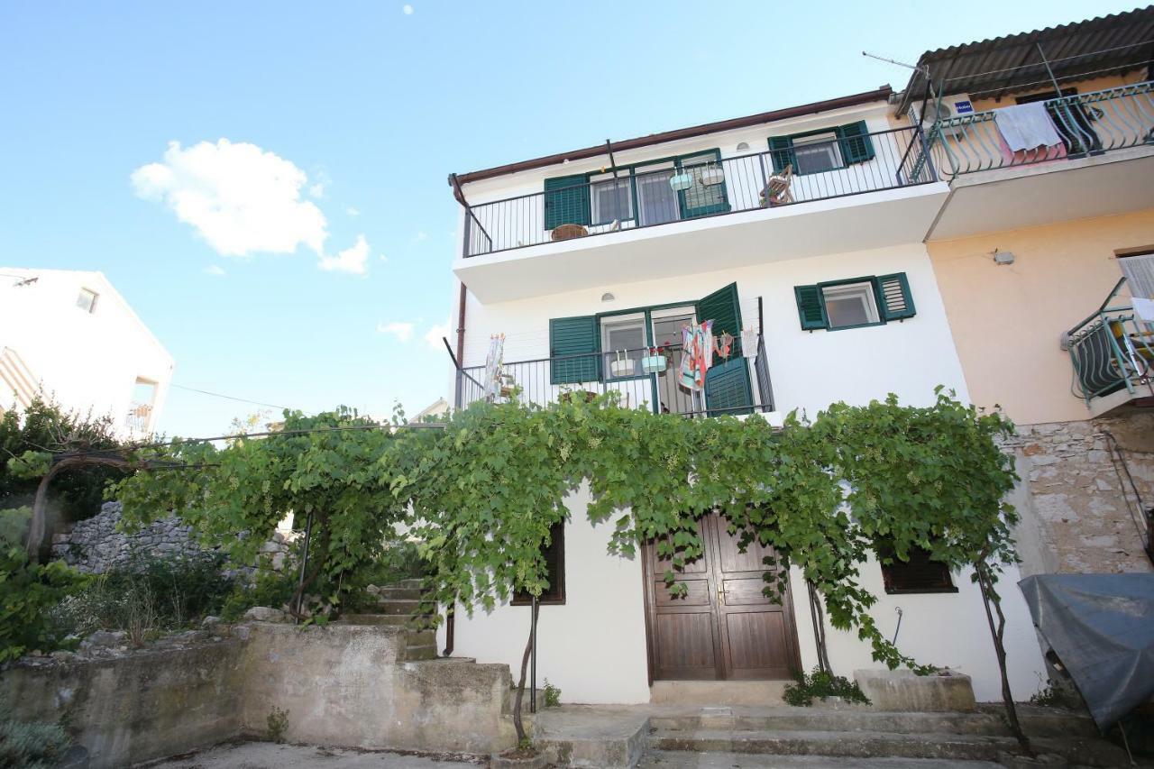 Apartmani Tri Bunje Tribalj Exterior foto